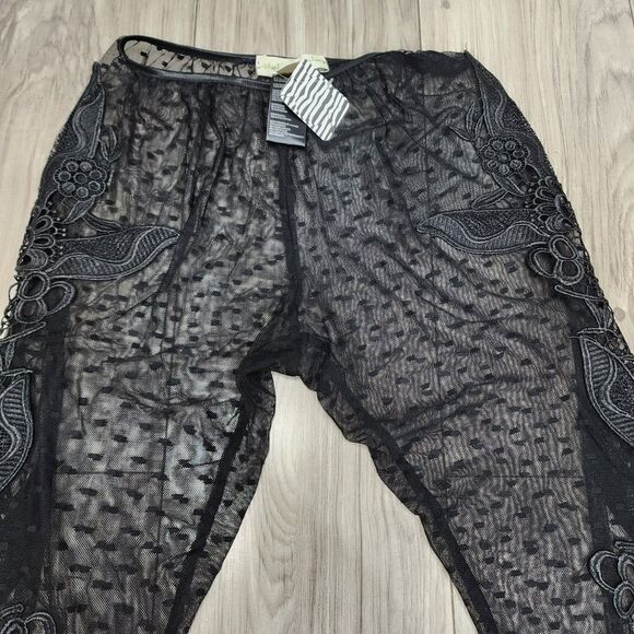 NEW Black Sheer Stockings With Embroidered Legs And Polka Dots Size S - Picture 2 of 10